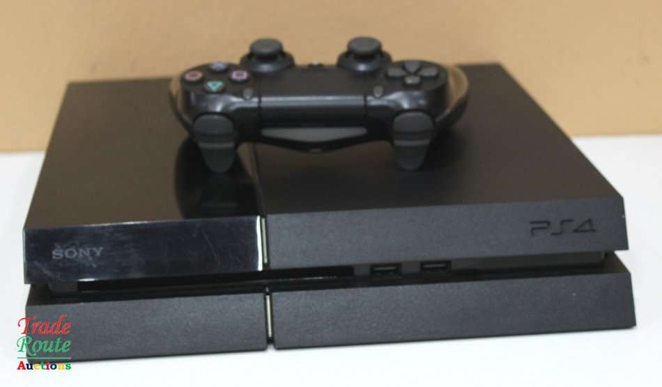 Sony PS4  PlayStation 4 console 500GB EDITION - CUH-1116A - Jet Black  *** SONY PS4 ***