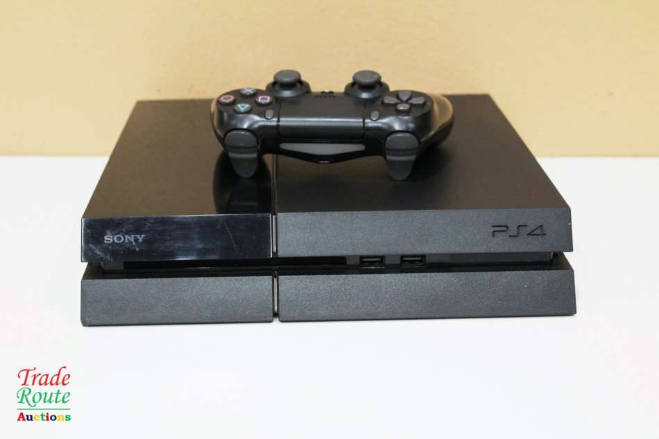 Sony PS4  PlayStation 4 console 500GB EDITION - CUH-1116A - Jet Black  *** SONY PS4 ***