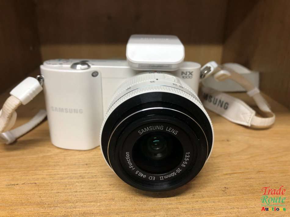 20.3 Megapixels | Samsung NX1000 | SMART DIGITAL CAMERA FULL HD | WI-FI KIT