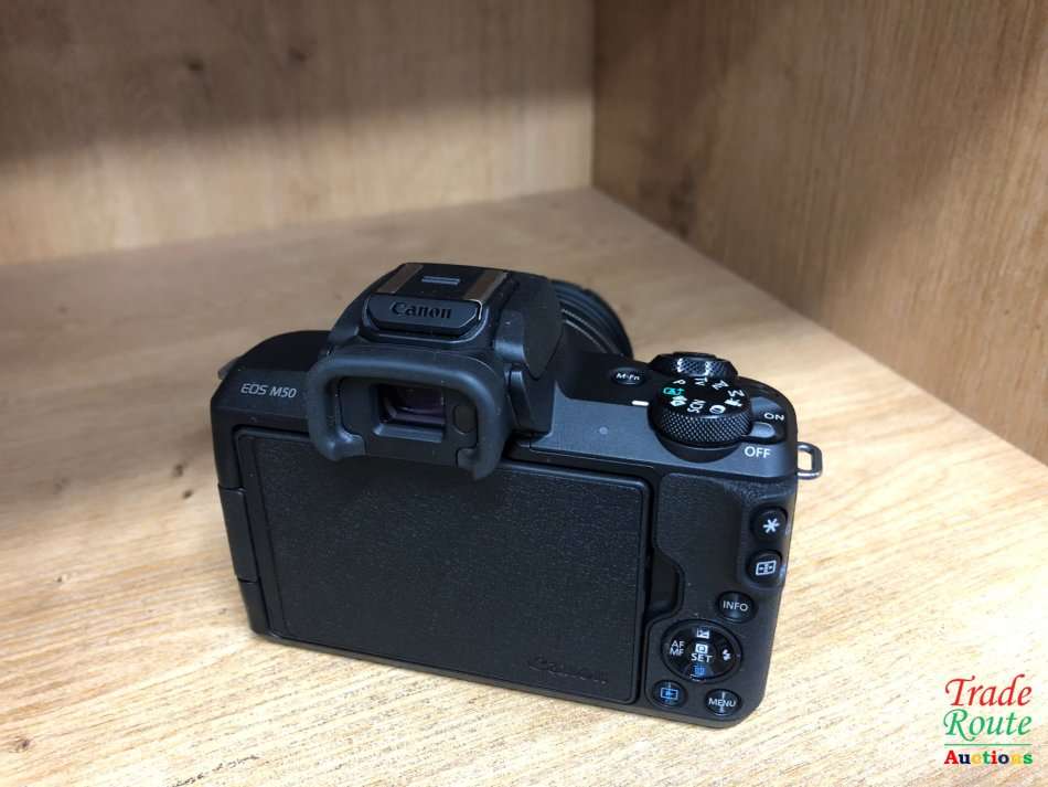 Canon EOS M50 24.1MP Mirrorless Camera with 15-45mm IS STM Lens - Black