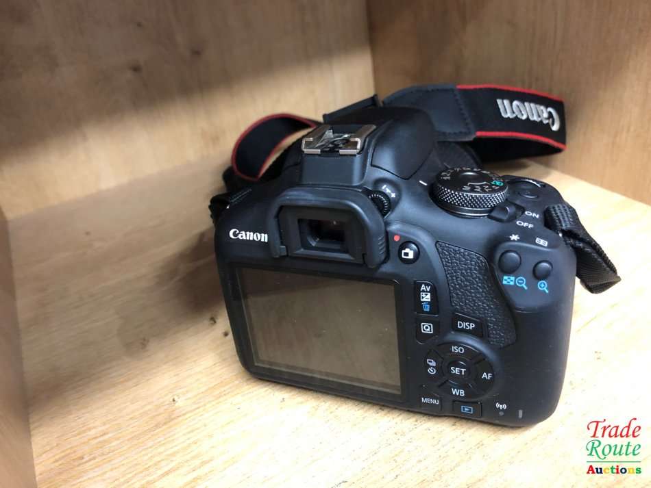 Canon 2000D DSLR Lens Kit  with Canon 18-55 Lens