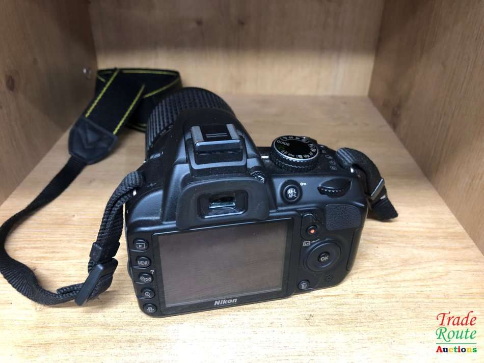 NIKON D3100 DSLR Camera Kit with Nikon 55-200 VR Lens *** BARGAINS ***