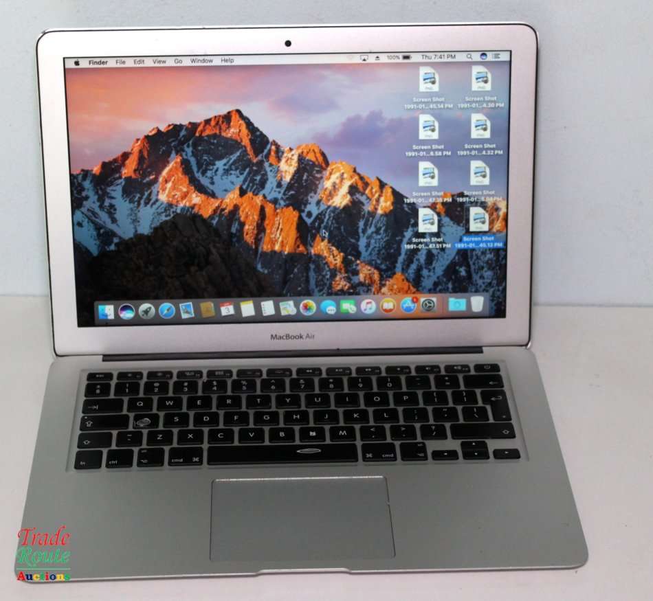 MacBook Air 13.3-inch | Core i5 1.6GHz | 4GB DDR3 RAM | 128GB SSD FLASH  **  EARLY 2015 ***