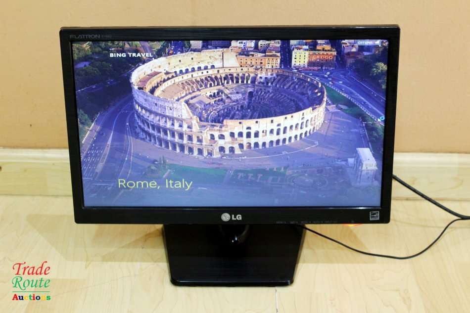 LG Flatron E1942C 18.5" Widescreen LED LCD Monitor