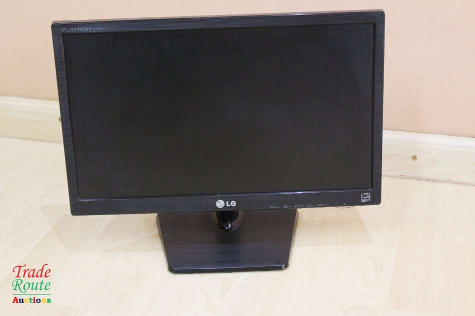 LG Flatron E1942C 18.5" Widescreen LED LCD Monitor