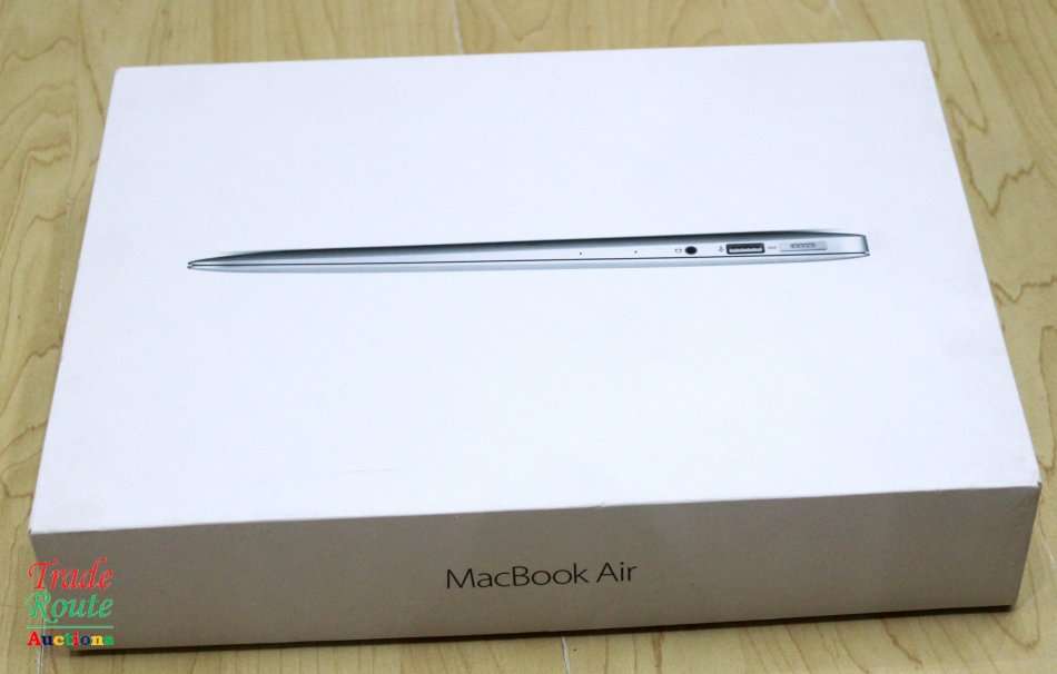 2017 MacBook Air 13.3-inch | Core i5 1.8GHz | 8GB RAM | 128GB SSD MACBOOK AIR 13 INCH