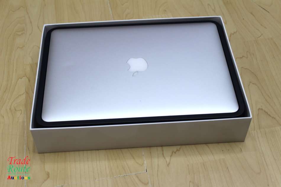 2017 MacBook Air 13.3-inch | Core i5 1.8GHz | 8GB RAM | 128GB SSD MACBOOK AIR 13 INCH