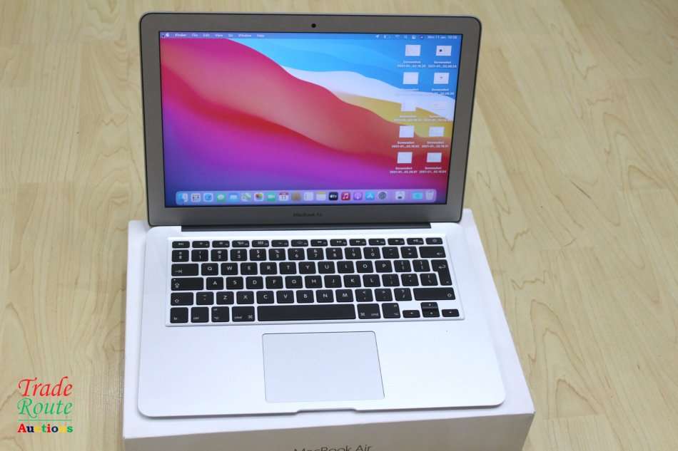 2017 MacBook Air 13.3-inch | Core i5 1.8GHz | 8GB RAM | 128GB SSD MACBOOK AIR 13 INCH