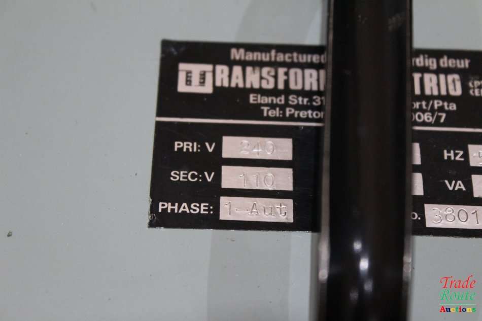 STEP-DOWN TRANSFORMER 220V TO 110V