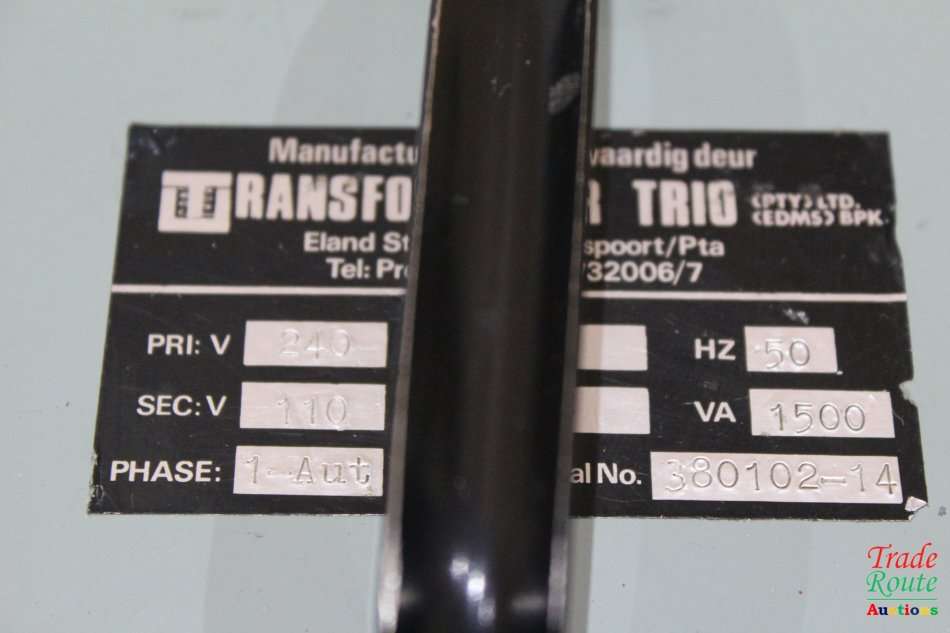 STEP-DOWN TRANSFORMER 220V TO 110V