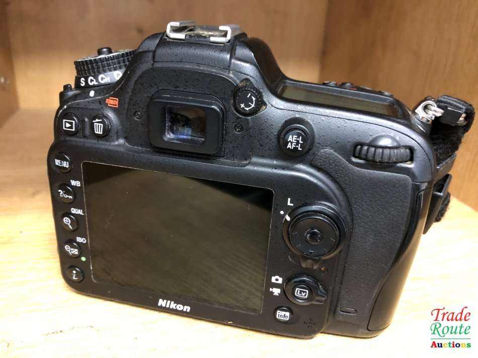 Nikon D7100 DSLR Camera (Body Only) [ 24.1 Megapixels ] Professional Camera Body