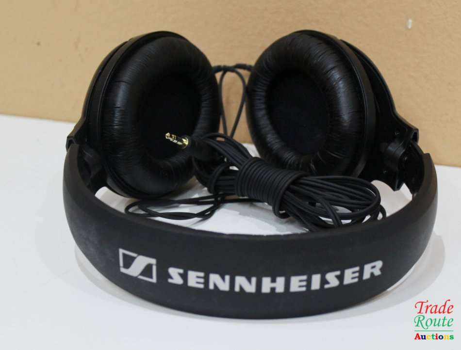 Sennheiser HD 206 Lightweight Closed-back Over-ear Headphones - Boxed DEMO