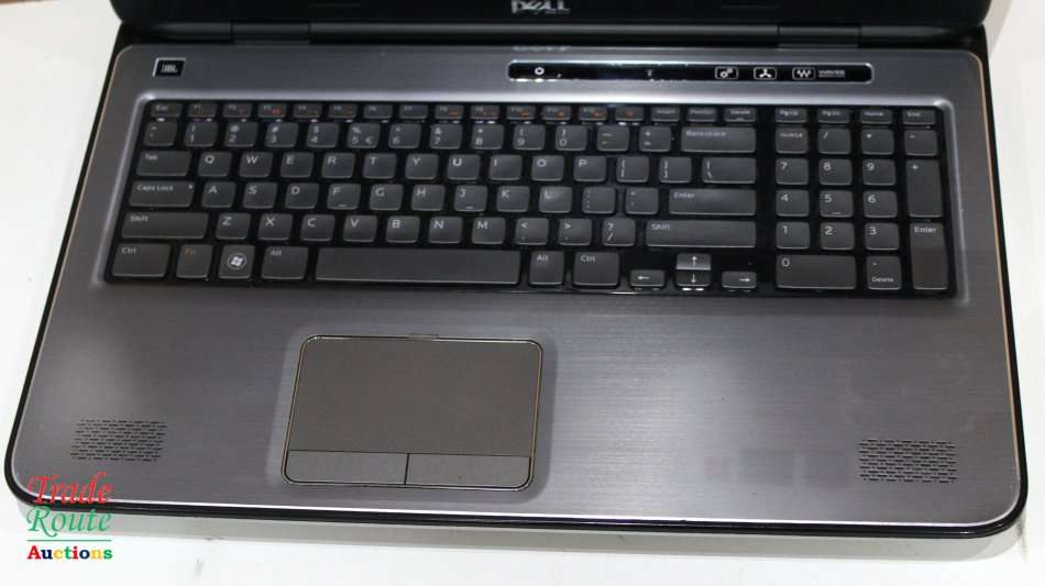 DELL XPS L702X 17 INCH Laptop | Core i7 @ 2.00ghz 8GB Ram 750GB + 250GB HDDS [ FAULTY BATTERY ]