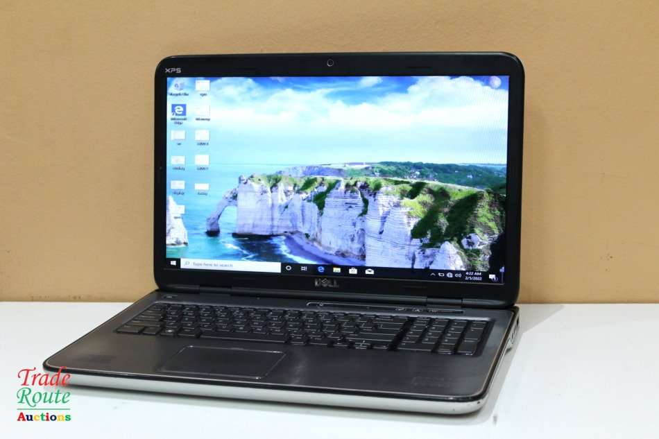 DELL XPS L702X 17 INCH Laptop | Core i7 @ 2.00ghz 8GB Ram 750GB + 250GB HDDS [ FAULTY BATTERY ]