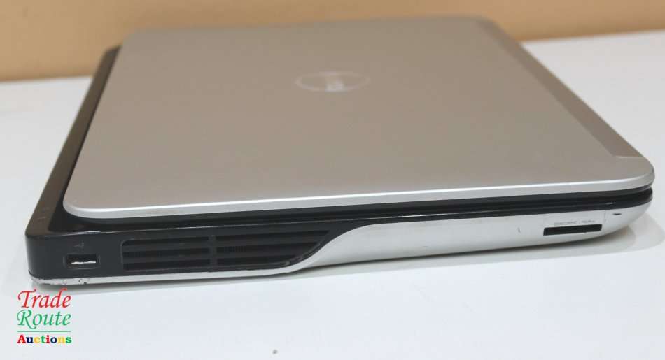 DELL XPS L702X 17 INCH Laptop | Core i7 @ 2.00ghz 8GB Ram 750GB + 250GB HDDS [ FAULTY BATTERY ]