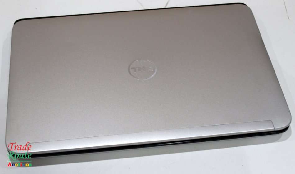 DELL XPS L702X 17 INCH Laptop | Core i7 @ 2.00ghz 8GB Ram 750GB + 250GB HDDS [ FAULTY BATTERY ]