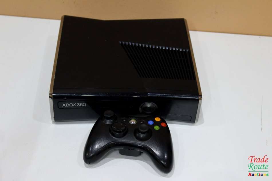 XBOX 360 S CONSOLE 250GB MODEL:1439