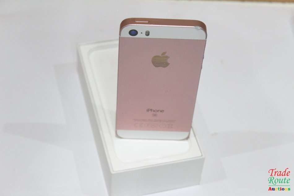 BOXED - APPLE IPHONE SE | ROSE GOLD | MLXN2SO/A | A1723 | FINGERPRINT ID