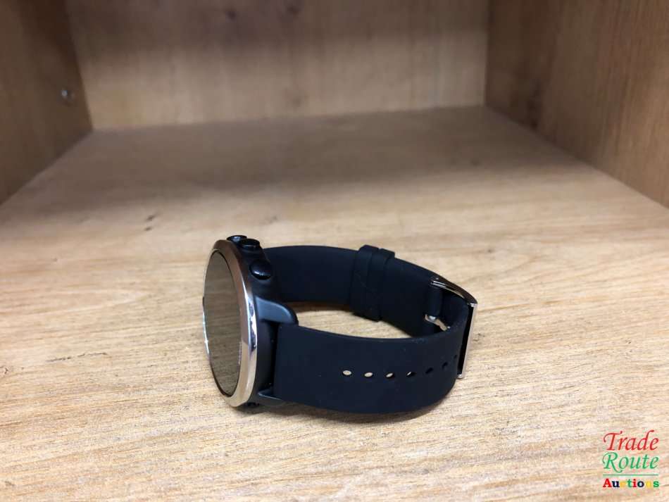 Suunto 3 Fitness Tracker Sports Watch, OW175- Black Multiple Sports Modes Smart Watch