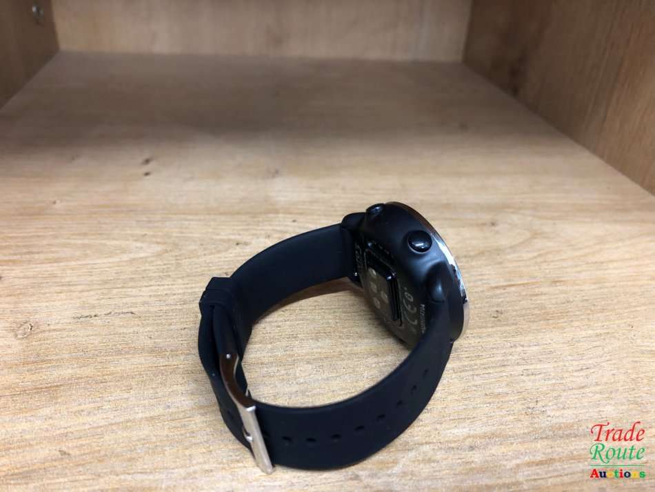 Suunto 3 Fitness Tracker Sports Watch, OW175- Black Multiple Sports Modes Smart Watch