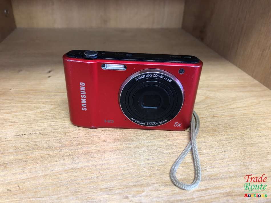 Samsung ES90 Compact Digital Camera (14.2MP, 5x Optical Zoom) 2.7 inch LCD