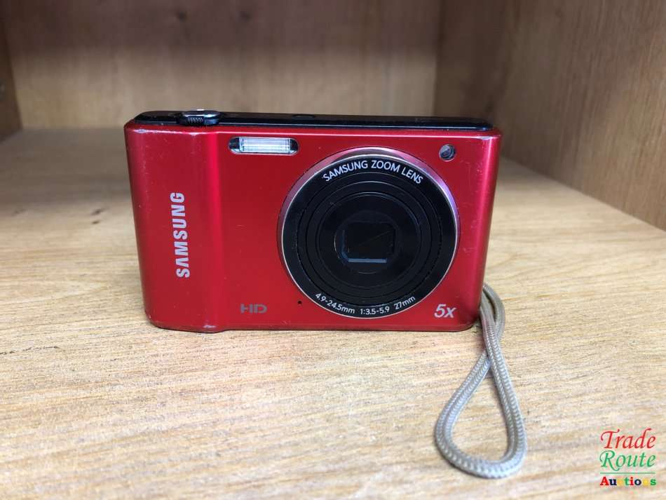 Samsung ES90 Compact Digital Camera (14.2MP, 5x Optical Zoom) 2.7 inch LCD