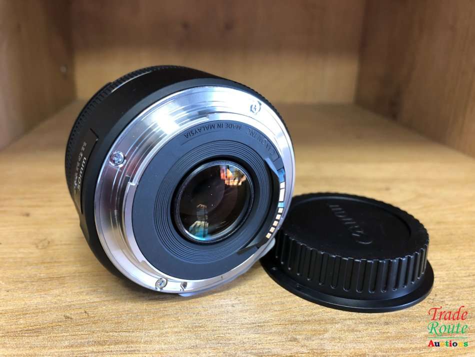 Canon EF 50mm f/1.8 STM Lens for Canon DSLR Cameras