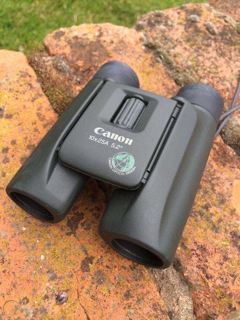CANON BINOCULARS 10X25A 5.2º  - COMPACT &  WATER RESISTANT