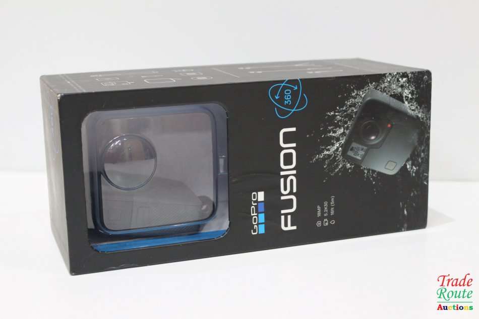 GoPro Fusion 360 Spherical Action Camera - 18MP - CHDHZ-103 with Tripod