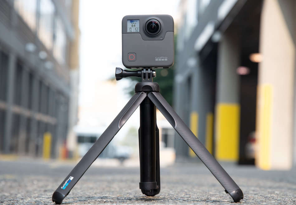 GoPro Fusion 360 Spherical Action Camera - 18MP - CHDHZ-103 with Tripod