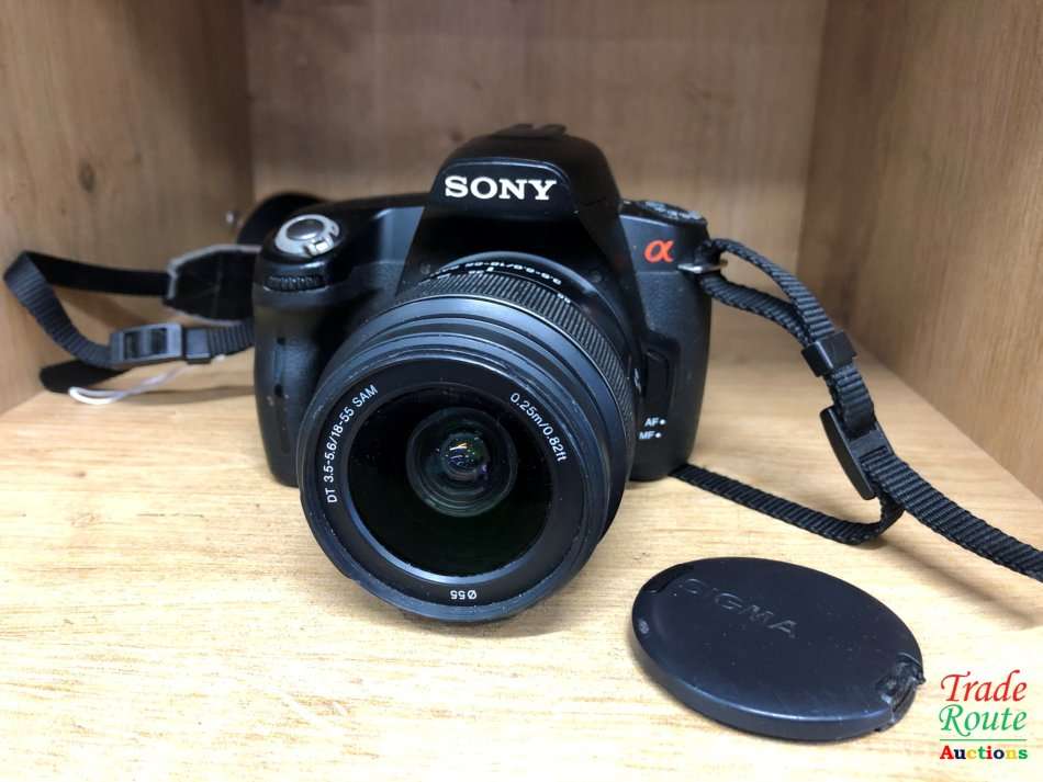 Sony Alpha A290 Digital SLR with 18-55mm Lens