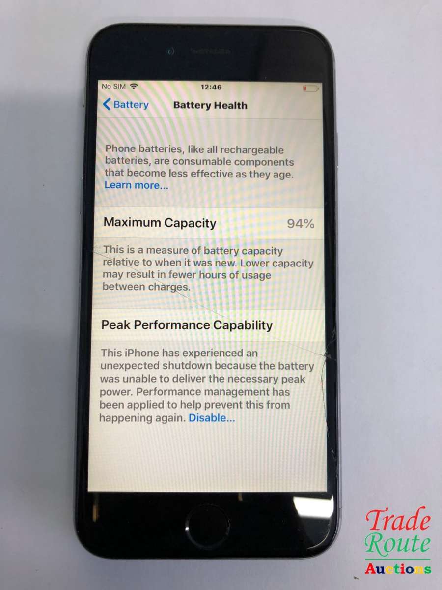 APPLE IPHONE 6 | A1586 | MQ3D2AA/A| 32GB [ cracked outer glass - phone works ]