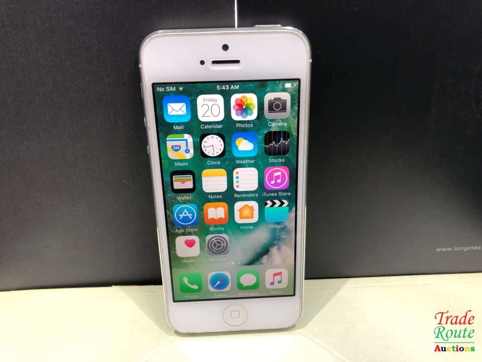 APPLE IPHONE 5 - A1429 - 64GB Smart Phone - MD663SO/A