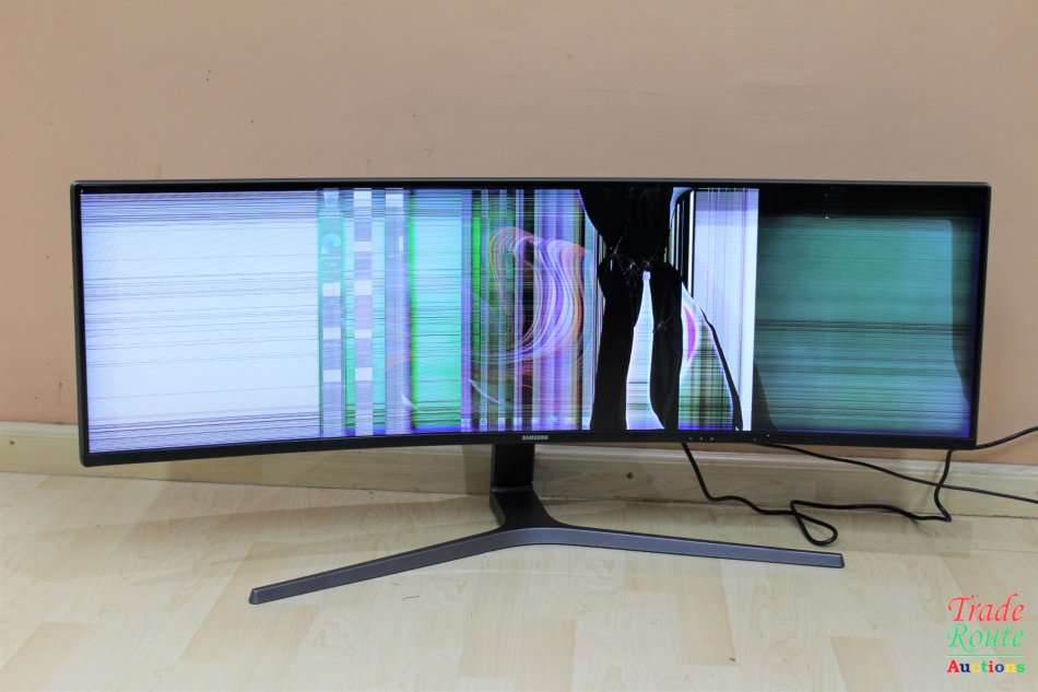 For Spares or REPAIR - Samsung C49HG90DMU 124.2 cm 49 inch Quantum Dot LED LCD Monitor 3840 x 1080