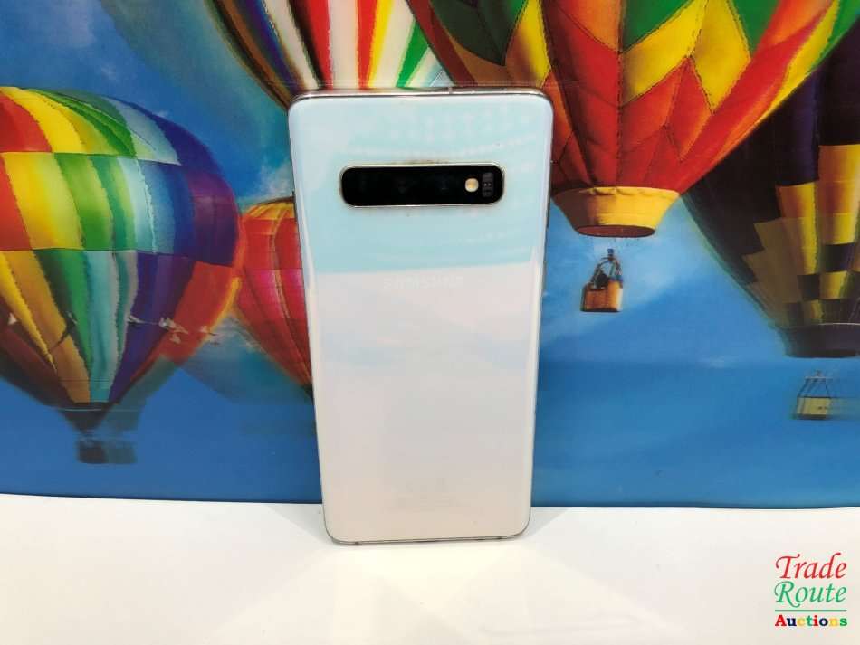 Samsung Galaxy S10 Smart Phone - SM-G973F/DS - 128GB - Please Read