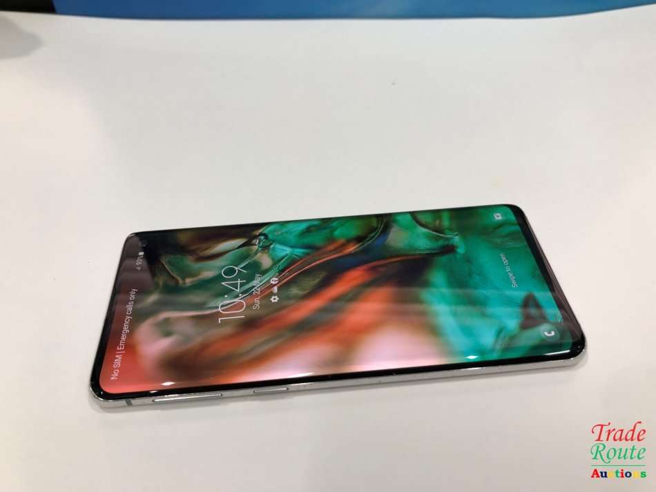 Samsung Galaxy S10 Smart Phone - SM-G973F/DS - 128GB - Please Read