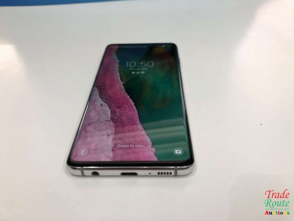 Samsung Galaxy S10 Smart Phone - SM-G973F/DS - 128GB - Please Read