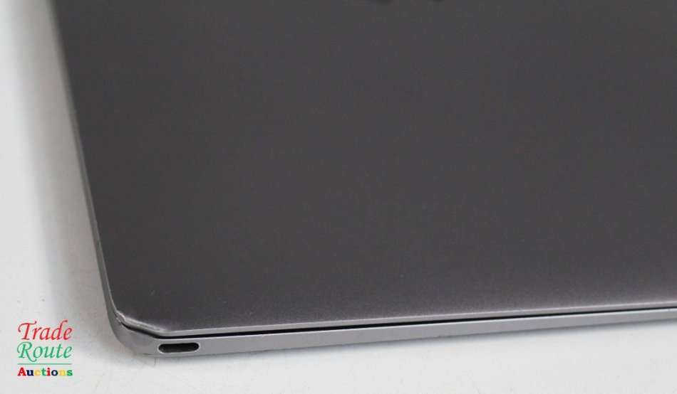 MacBook `Core M` 1.2Ghz 12 inch RETINA SILVER (Early 2015 Model) | 8GB RAM | 256GB SSD | 2304x1440