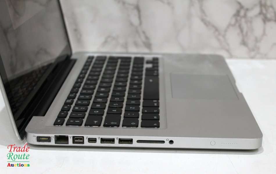 MacBook Pro 13.3-inch | Core i7 2.7GHz  INTEL HD GRAPHICS