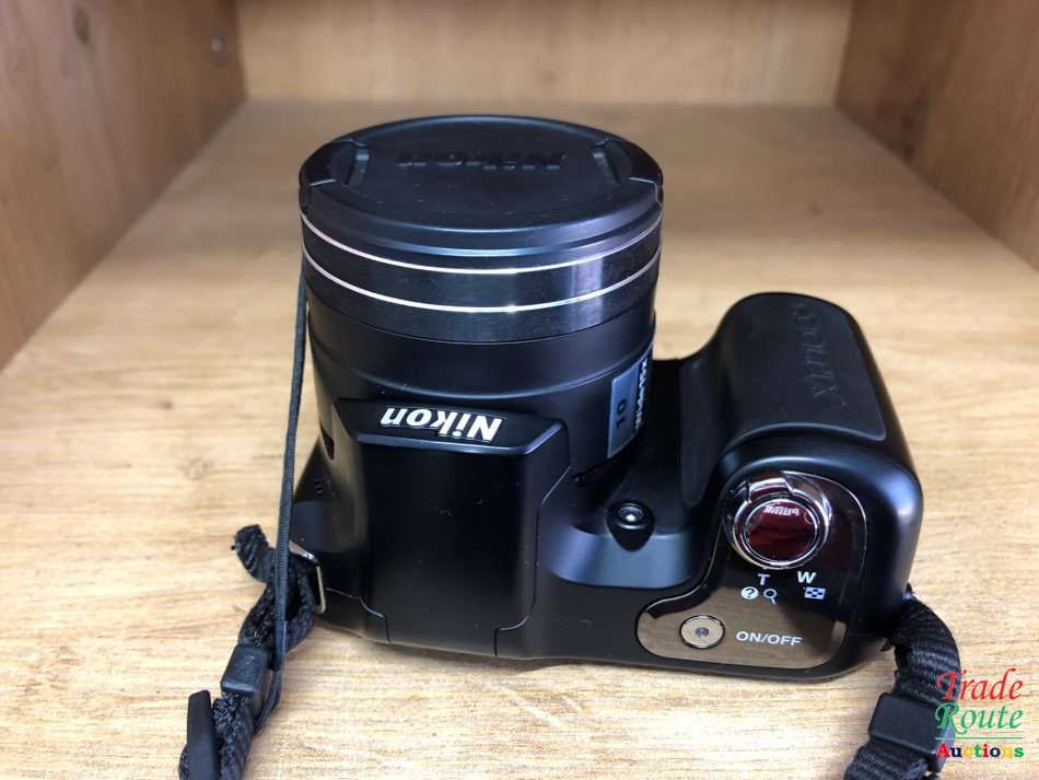 Nikon Coolpix L100 10 MP Digital Camera (VR) Zoom