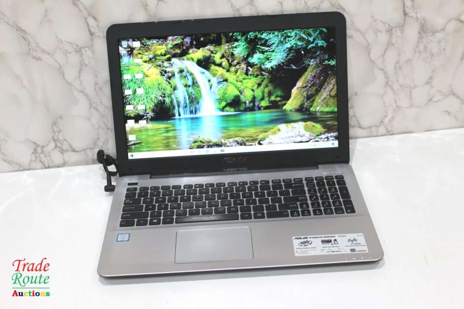 ASUS VIVOBOOK F555U 15.6 INCH NOTEBOOK | CORE i7 | 8GB RAM | 1TB HDD - FAULTY BATTERY