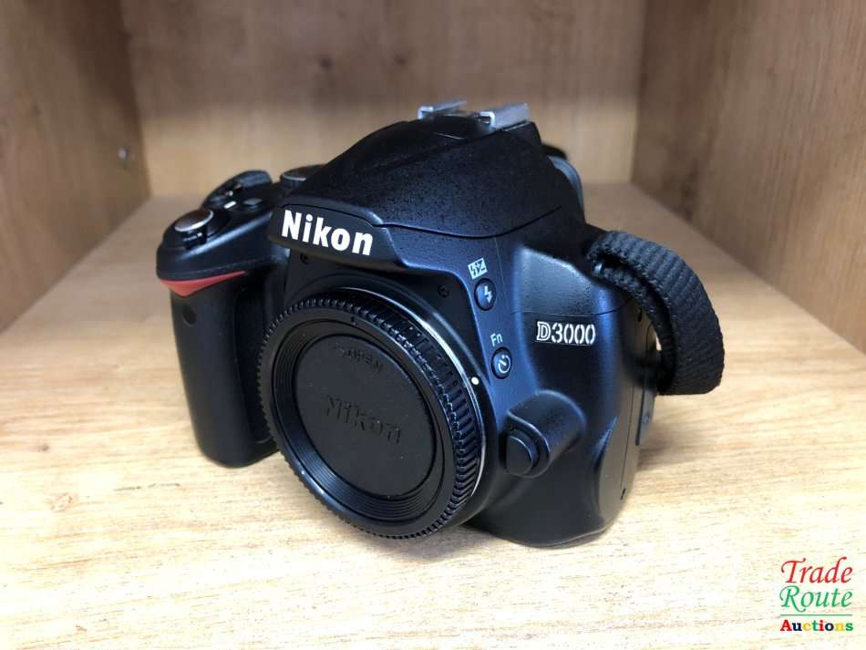 NIKON D3000 DSLR CAMERA  (BODY ONLY) PROFESSIONAL CAMERA BODY