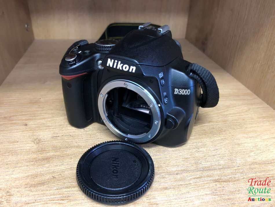 NIKON D3000 DSLR CAMERA  (BODY ONLY) PROFESSIONAL CAMERA BODY