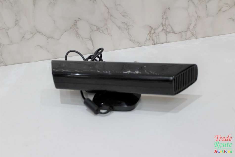 Microsoft Kinect (XBOX 360 gaming console sensor)  - 1473