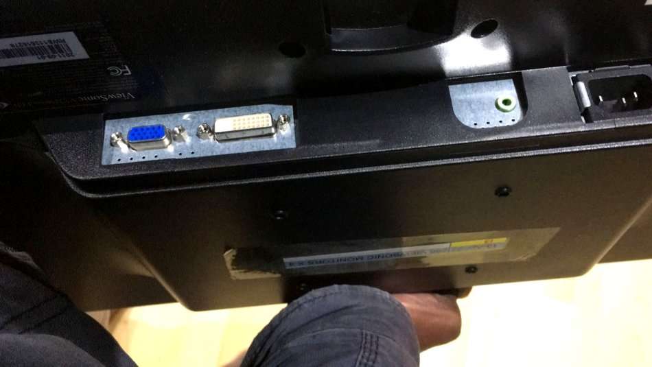 ViewSonic vx2250 VS13239 21.5-inch Widescreen LED Monitor 1080P FULL HD [ NO STAND ]