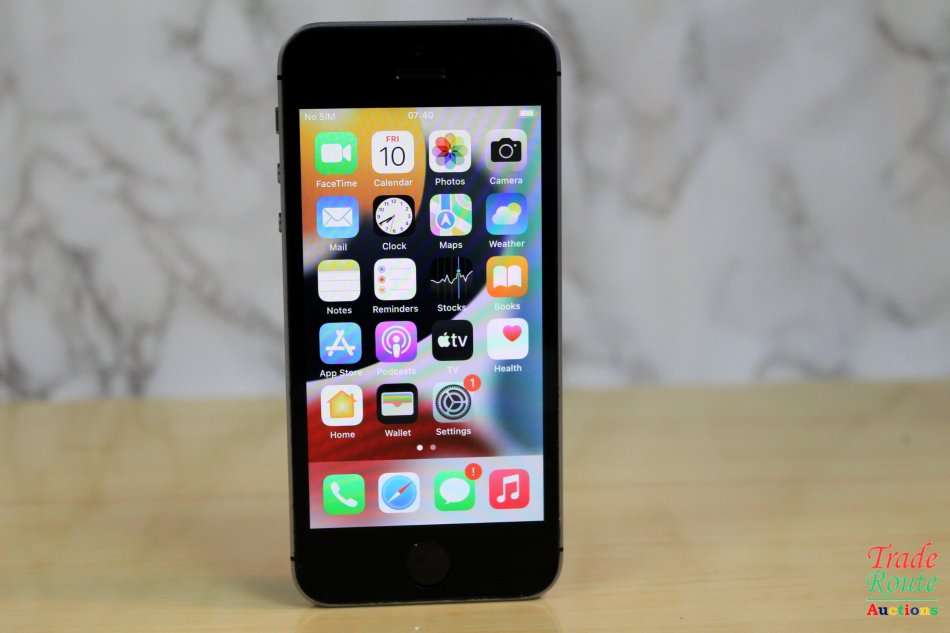 APPLE IPHONE SE | NLLN2DN/A | A1723 | FINGERPRINT ID | SMART PHONE