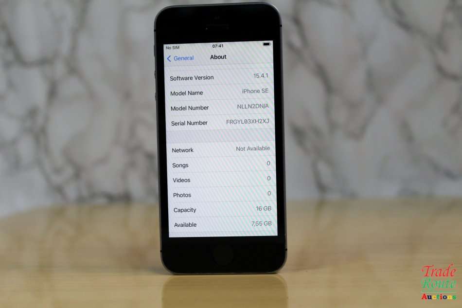 APPLE IPHONE SE | NLLN2DN/A | A1723 | FINGERPRINT ID | SMART PHONE