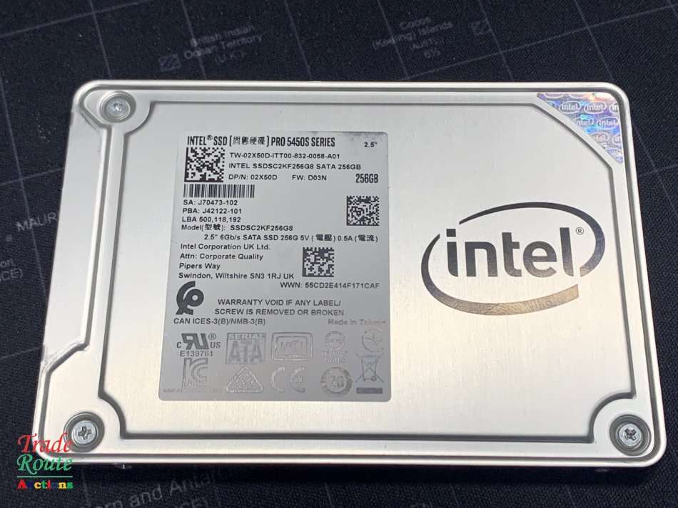 INTEL SSD PRO 5450S SSDSC2KF256G8  256GB SSD - Solid State Drive 2.5`