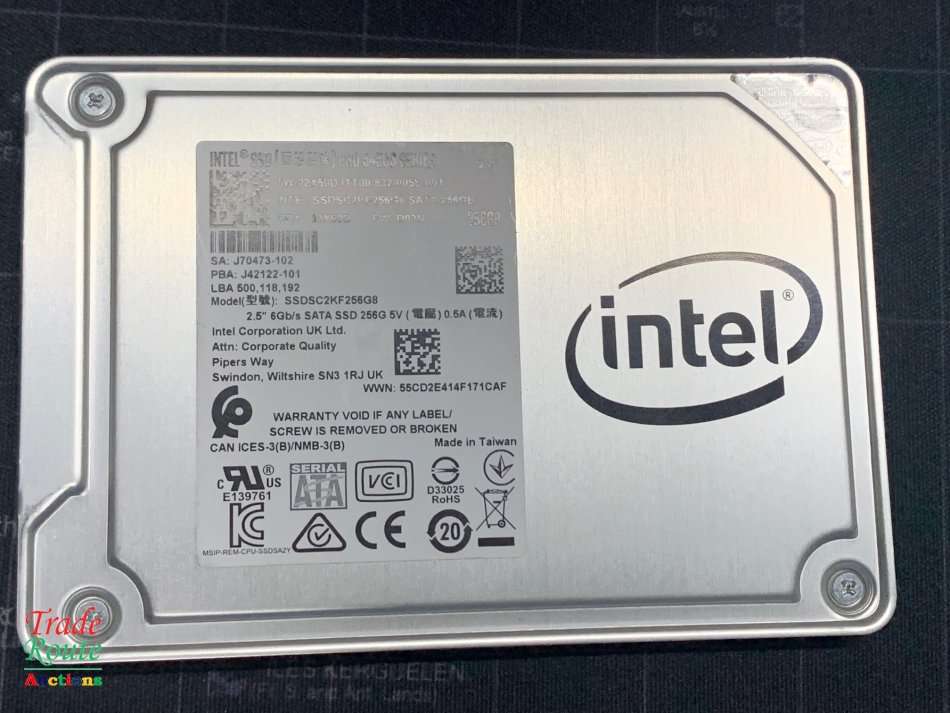 INTEL SSD PRO 5450S SSDSC2KF256G8  256GB SSD - Solid State Drive 2.5`