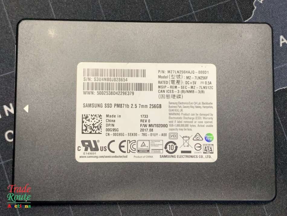 Samsung PM871b Series 256GB 2.5-inch Internal Solid State Drive (SSD) [ MZ-7LN256F ]